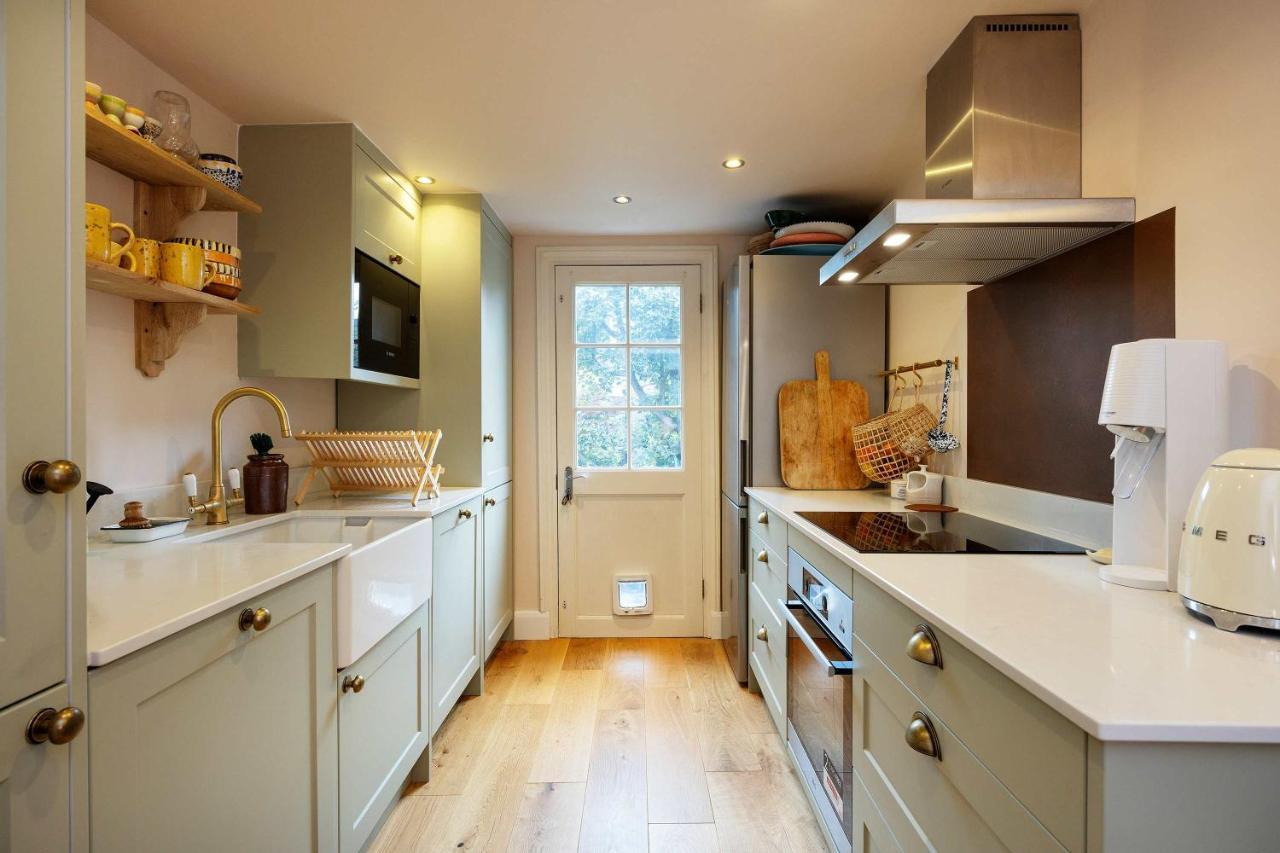 Veeve - Sunshine Joy Casa vacanze Londra